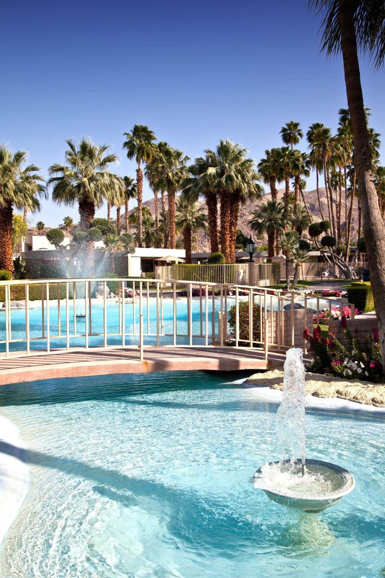 Desert Isle Resort, A Vri Resort Palm Springs Esterno foto